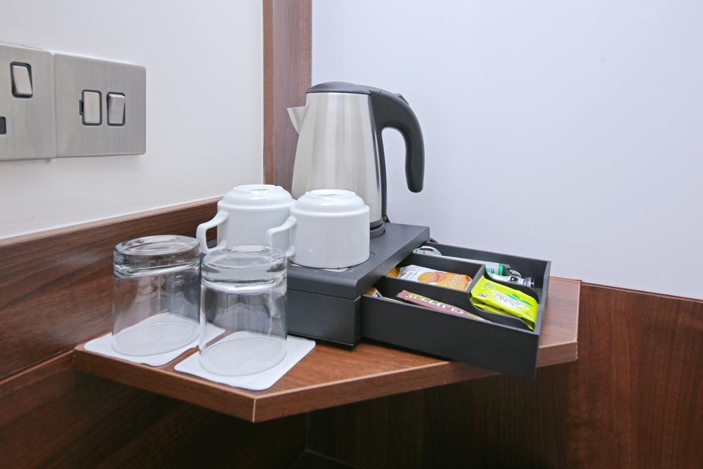 Imperial Guest House Ltd. Hounslow Ruang foto