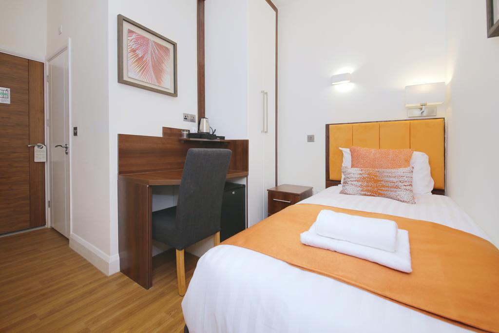 Imperial Guest House Ltd. Hounslow Ruang foto